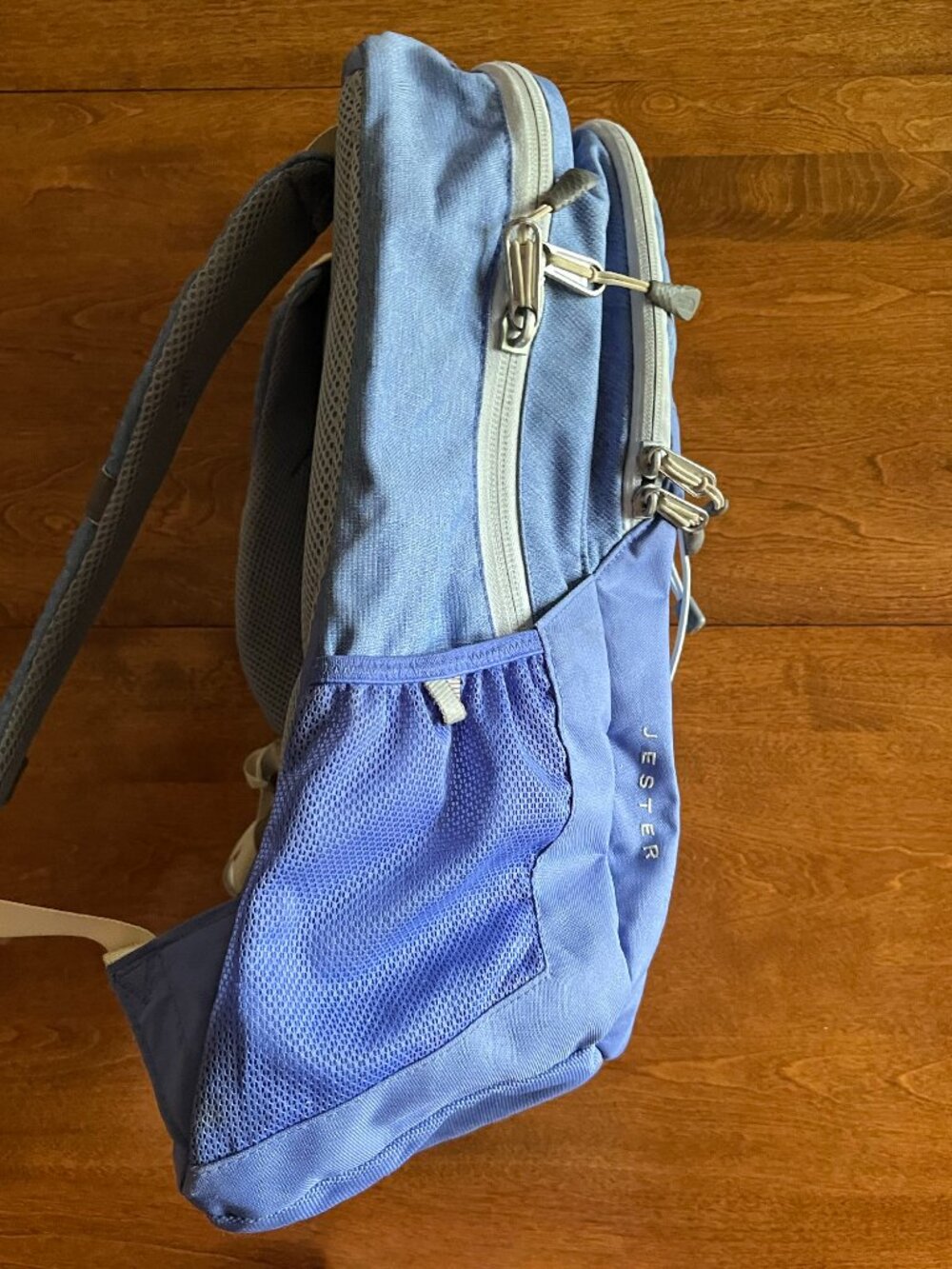 The North Face periwinkle Jester backpack - Picture 6 of 16